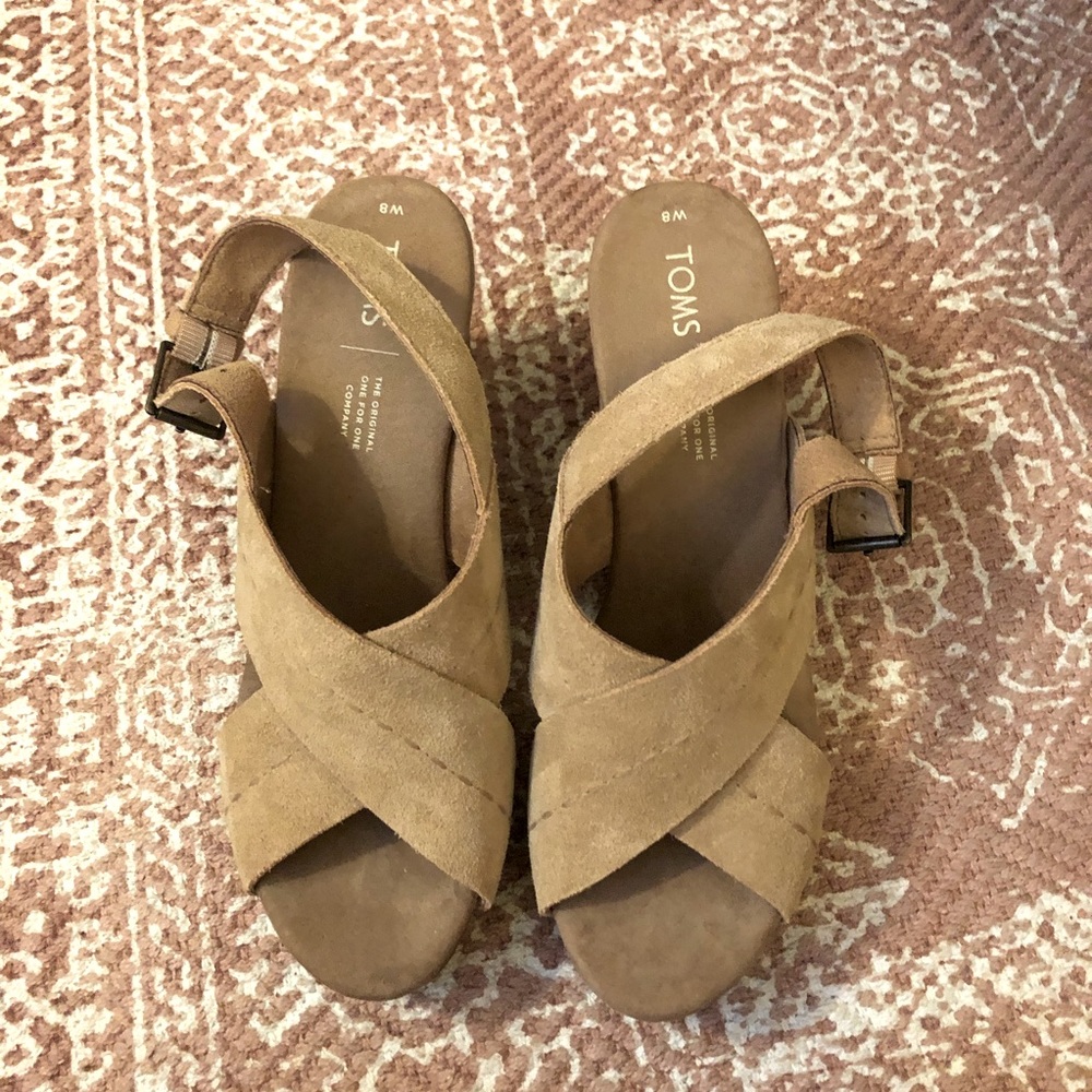 Tom’s Shoes size 8 gently worn